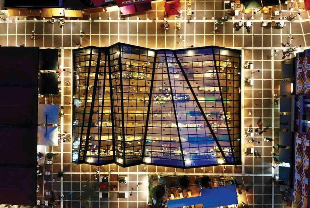 City Centre Big Art'Partment Heart Of The Capital Tirana Buitenkant foto