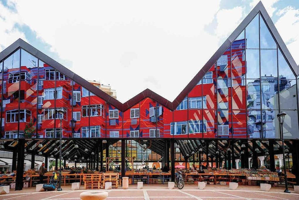 City Centre Big Art'Partment Heart Of The Capital Tirana Buitenkant foto