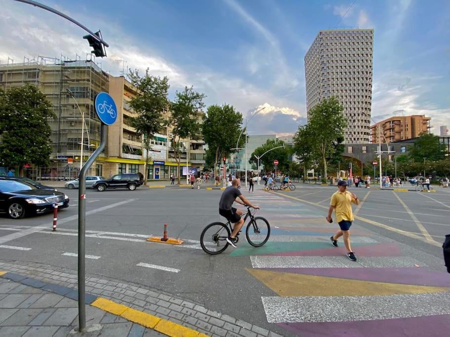 City Centre Big Art'Partment Heart Of The Capital Tirana Buitenkant foto