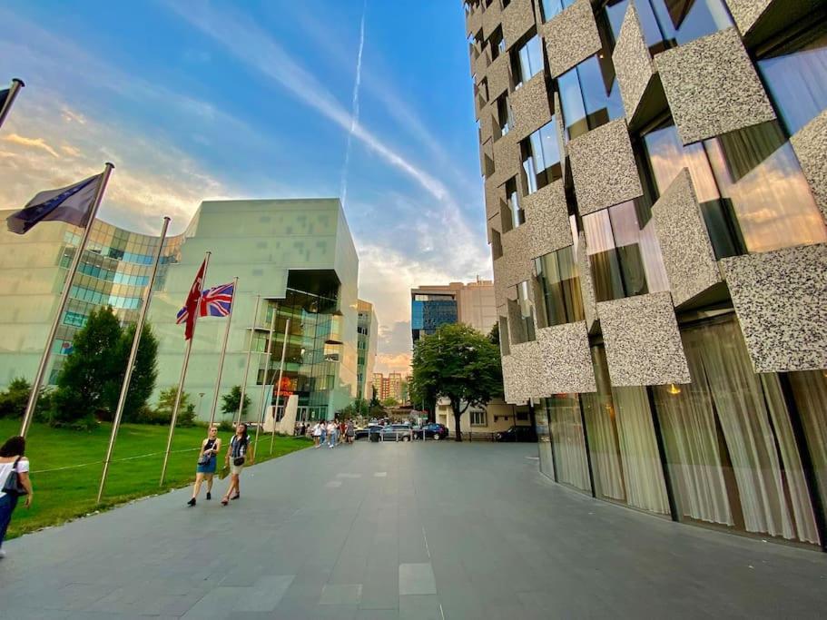 City Centre Big Art'Partment Heart Of The Capital Tirana Buitenkant foto