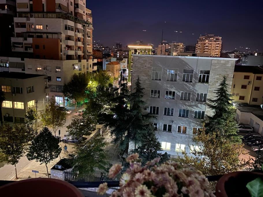 City Centre Big Art'Partment Heart Of The Capital Tirana Buitenkant foto